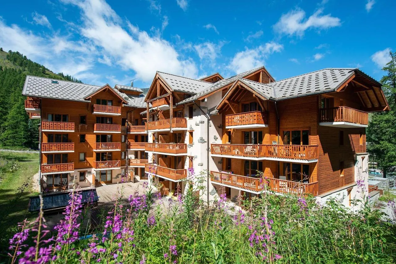 Residence Pierre & Vacances L'Albane Vars  Aparthotel